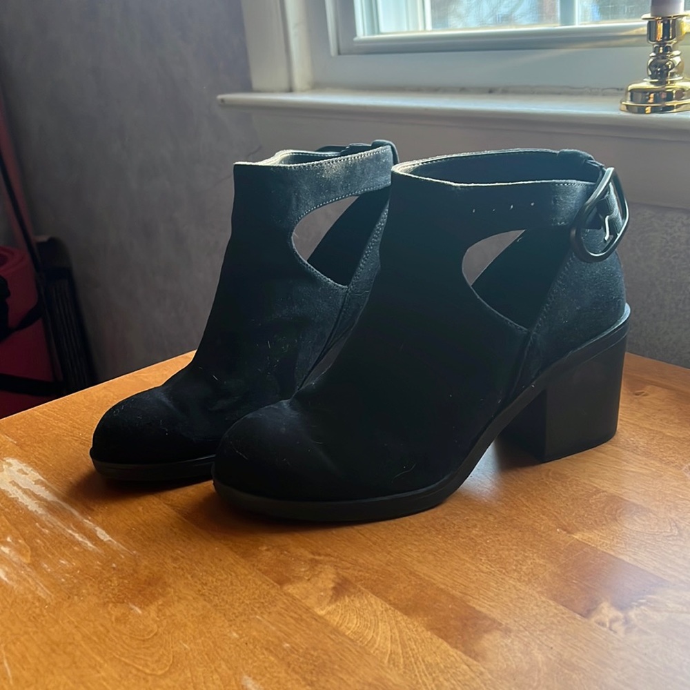 Black leather buckle booties. 9 on XIW brand